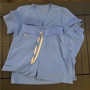 Figs Sky Blue Scrub Ensemble